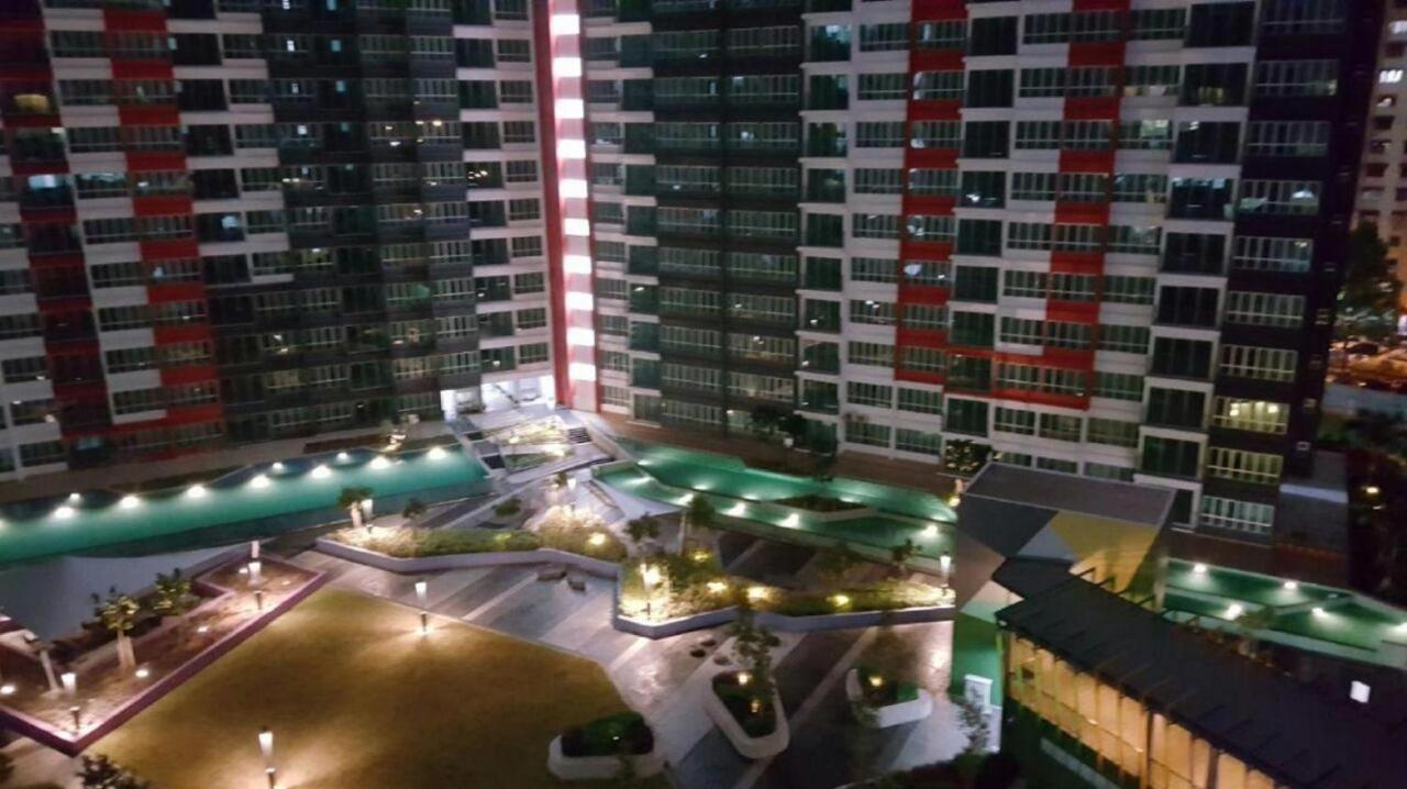 Rantissi Homestay The Zizz Damansara North Petaling Jaya Exterior foto